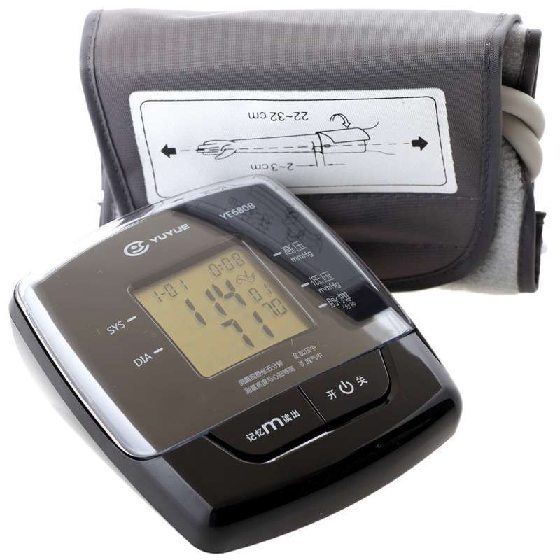 鱼跃电子血压计ye680b(钢琴黑) 医用级血压计,三年保修,钢琴烤黑,高端
