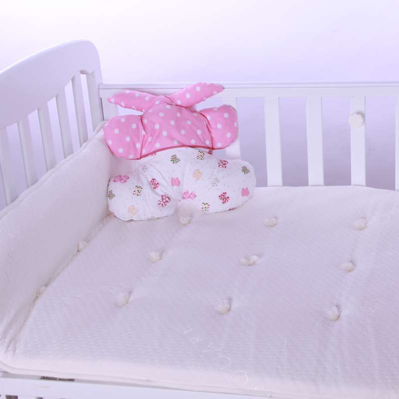 乐平方新型恒温乳胶婴儿床垫