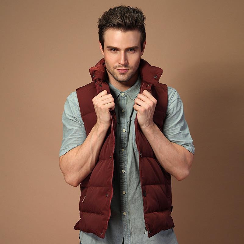 <em>鸭鸭</em> 2014秋冬新品羽绒<em>马甲</em> 短款<em>男</em>高领加厚保