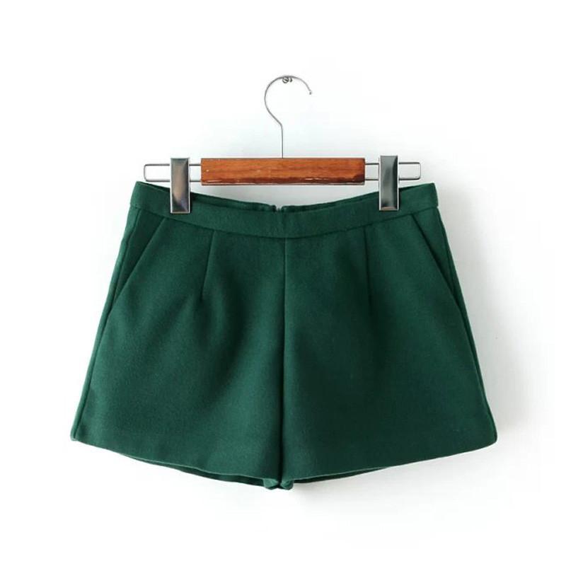 城】女装秋冬新款简约纯色中腰百搭加厚<em>毛呢</em>短