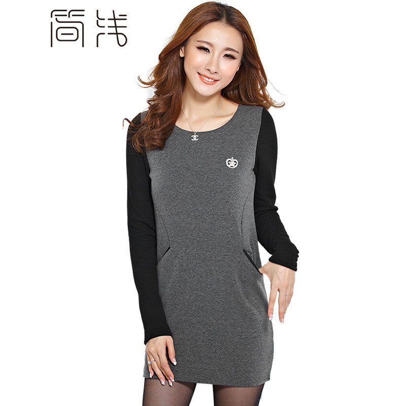 【有色服饰】有色 大码女装 打底衫 中长款印花