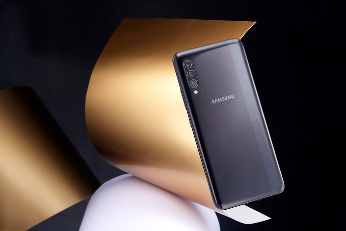 三星a90 5g: 5g旗舰,时尚与性能我都要