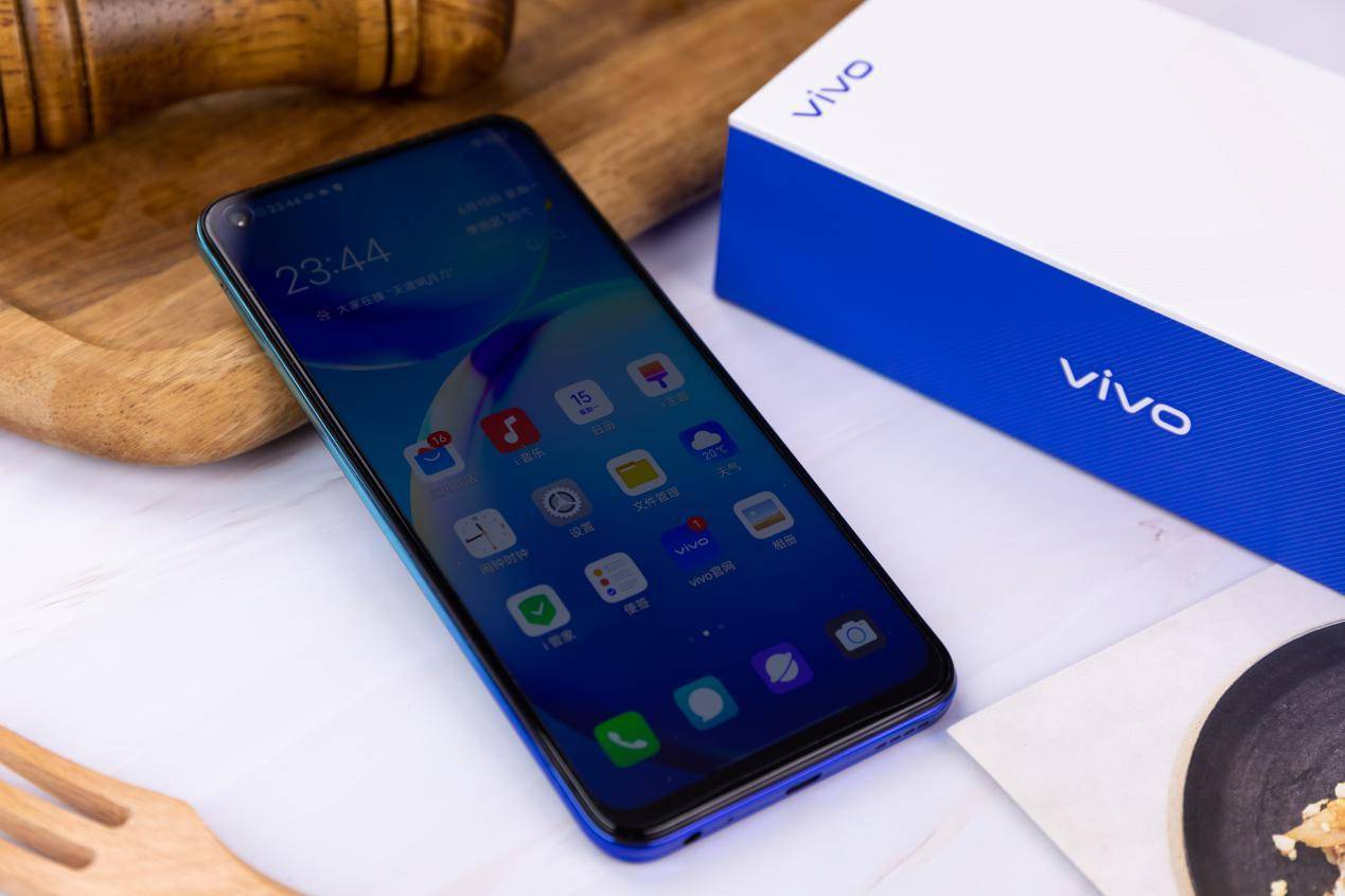 vivoy70s亲测适合手游党的平价5g手机