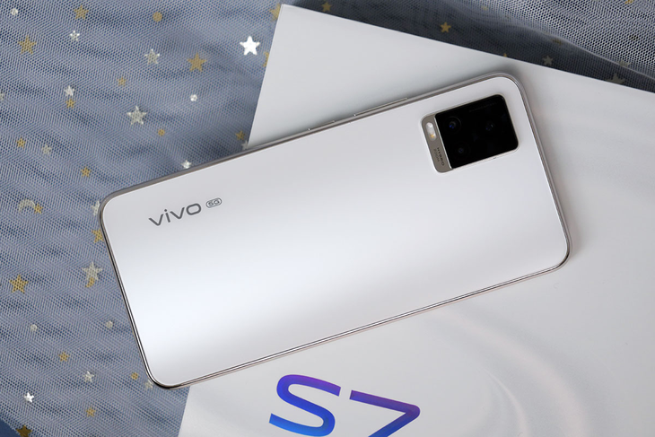 vivos7评测轻薄高颜值自拍神器