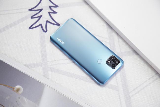 4230mah 大容量电池,此外,按照oppo这家国产智能手机的介绍,oppo a35