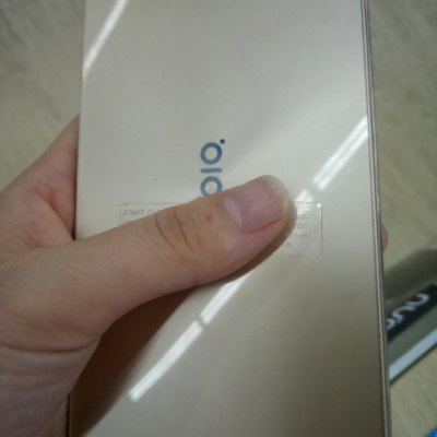 努比亚(nubia) Z9 Max精英版(NX518J) 金色 3+