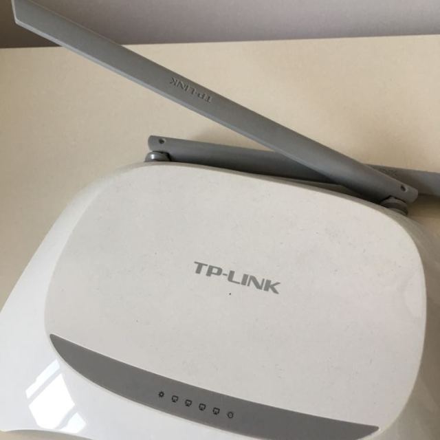 tplink普联tlwr842n300m无线路由器白色智能家用wifi