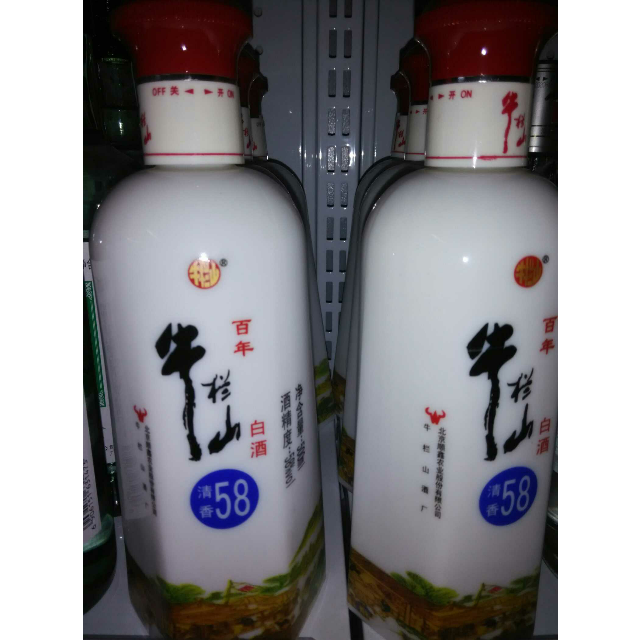 中酒网 百年牛栏山 58度500ml*12瓶 清香型白瓷瓶 北京牛栏山二锅头