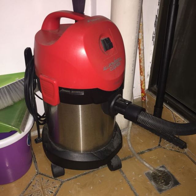 德尔玛(deerma)吸尘器 dx135f 干湿吹全能三用 304不锈钢桶身 铜线