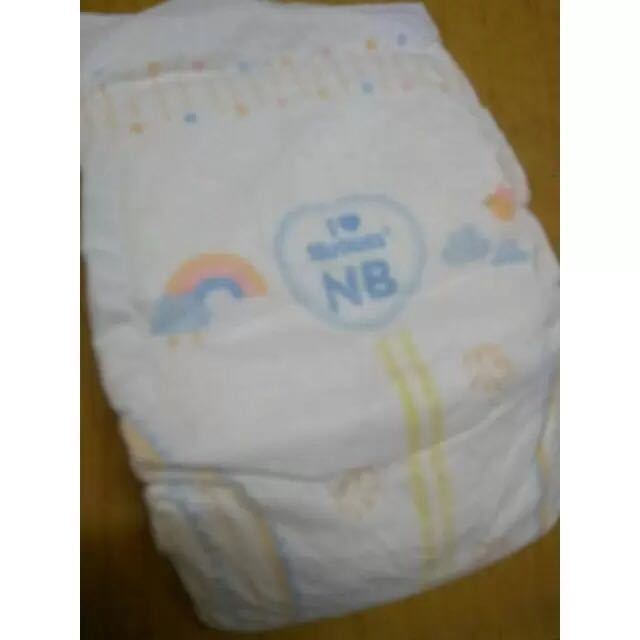 好奇(huggies) 银装干爽舒适纸尿裤 nb66 12片 新生儿尿不湿(0-5kg)