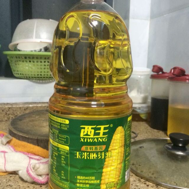 西王 玉米胚芽油2.5l商品评价 第一次购买西王玉米油.