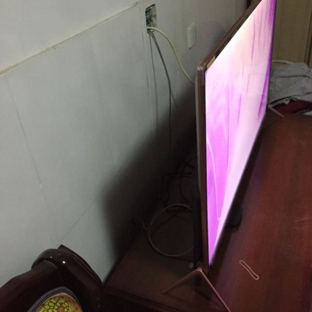 > 暴风tv/bftv 45xf 45英寸星际迷航版 玫瑰金 金属机身智能液晶平板