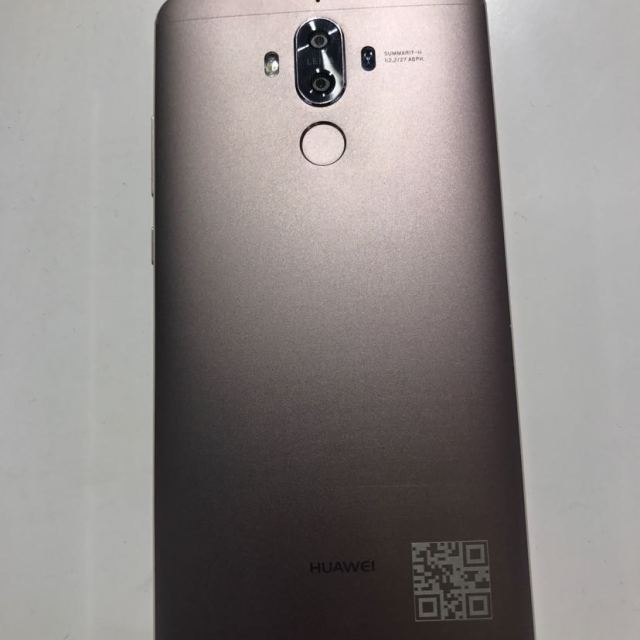 华为mate9(mha-al00)6gb 128gb 香槟金手机摩卡金的颜色特别高大-苏宁