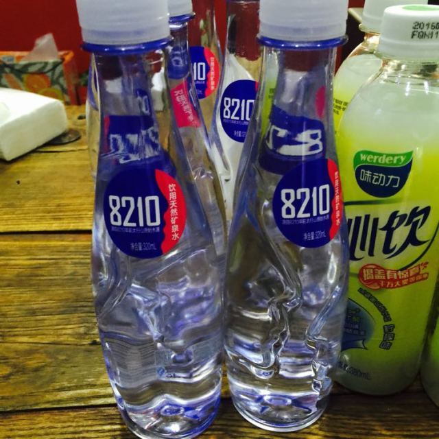 > 【苏宁超市】8210饮用天然矿泉水 320ml*24/箱商品评价 > 一如既往