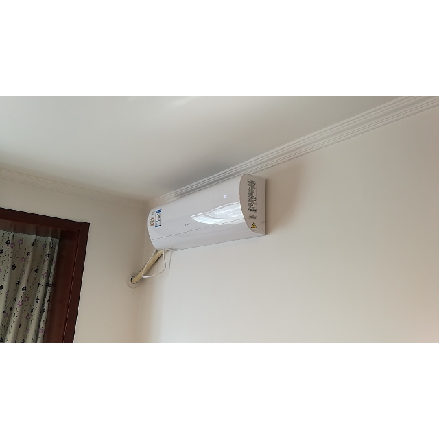格力空调kfr-35gw(35594)fnhaa-a1[润享]商品评价 室内机很漂亮