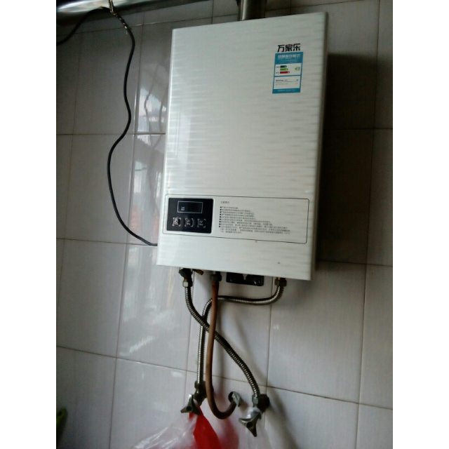 万家乐燃气热水器jsq2412a5