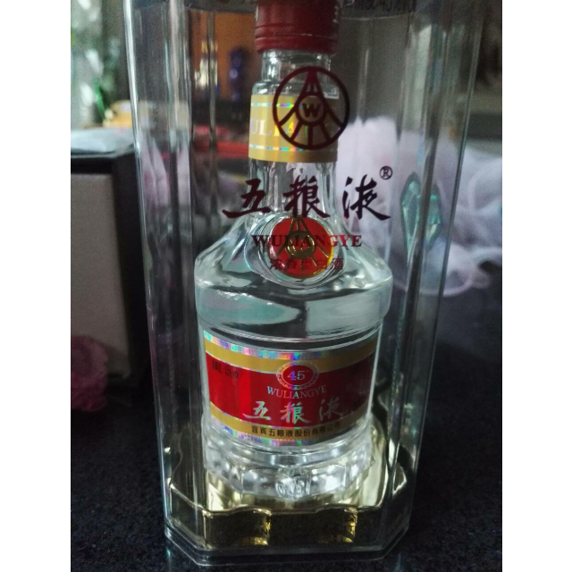 【苏宁易购超市】五粮液 45度100ml/瓶 亚克力盒 浓香型白酒 单瓶装