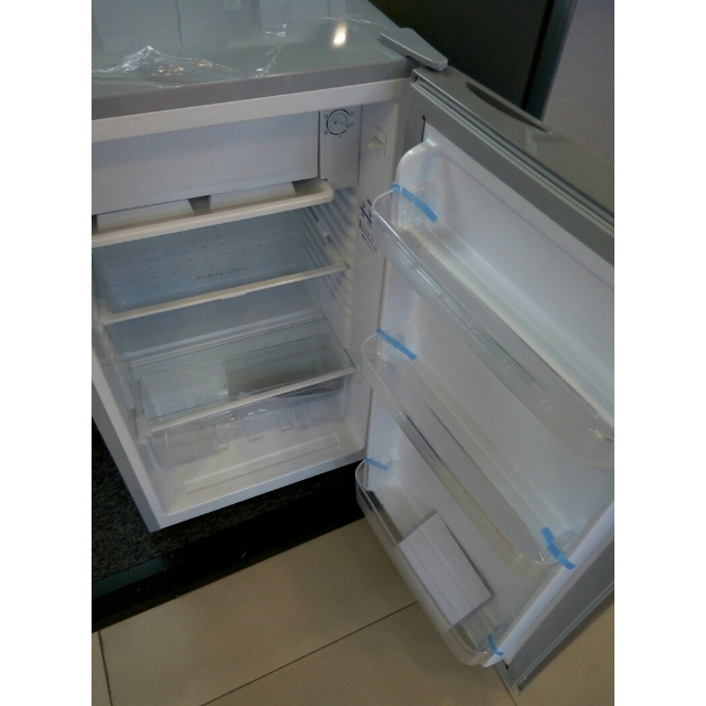 92升单门一级节能冰箱(拉丝银) 奥马冰箱bc-92冰箱好