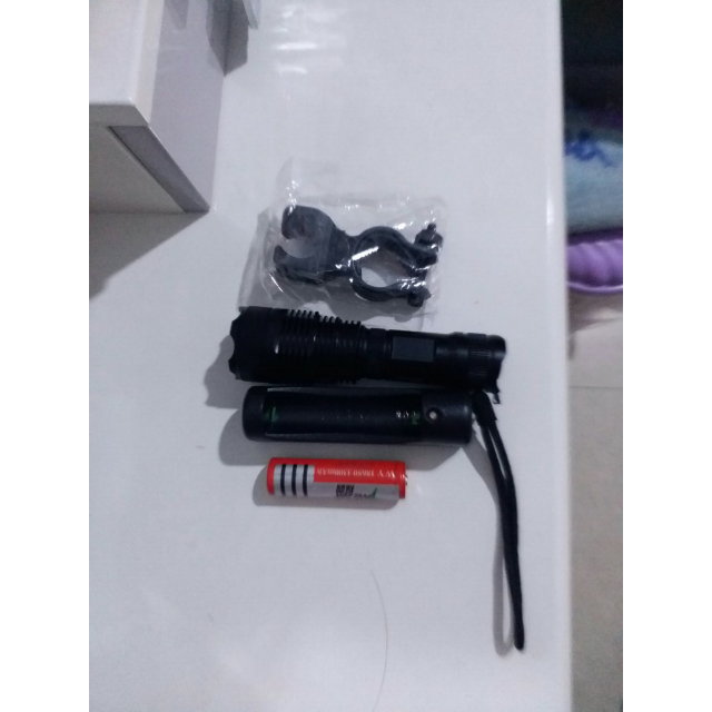 > 探露led户外远射强光手电筒可充电伸缩调焦 户外家用骑行装备防水