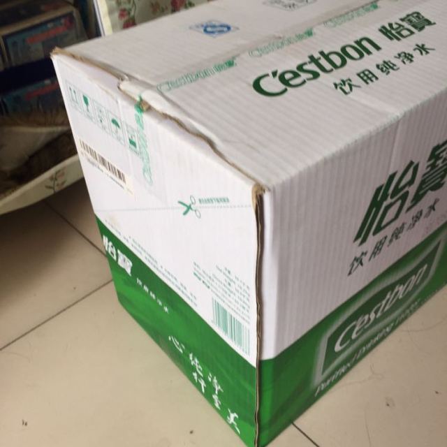 怡宝 纯净水 1555ml*12 箱装商品评价 活动买的经济实惠