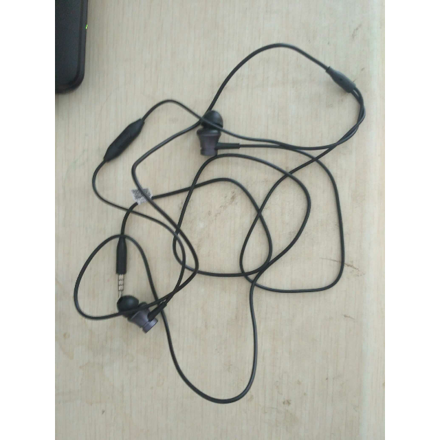 小米耳机5根线怎么接线_小米银色耳机线脏了_小米耳机四根线接线图