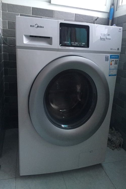 2、如何移动滚筒洗衣机：滚筒洗衣机可以移动吗？ 