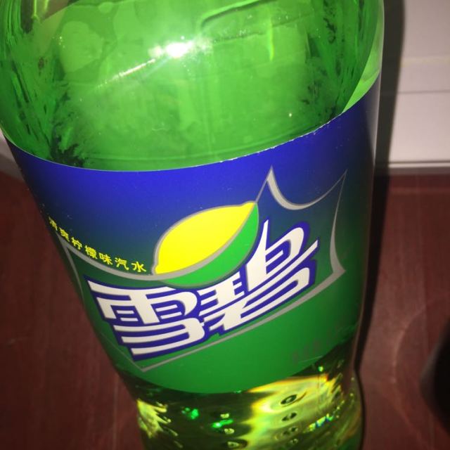 雪碧 碳酸饮料 汽水 2.5l