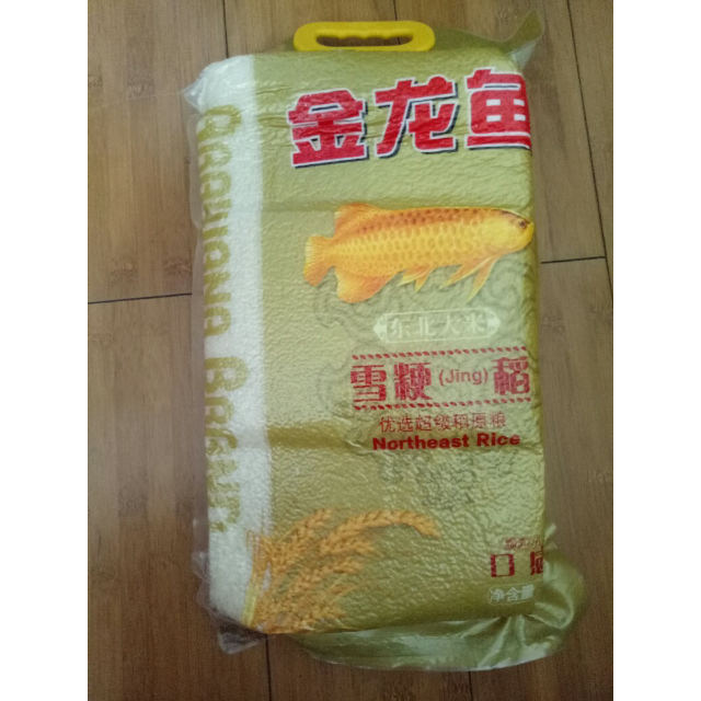 金龙鱼 雪粳小町 5kg 吉林大米袋装商品评价 看上去挺好的!