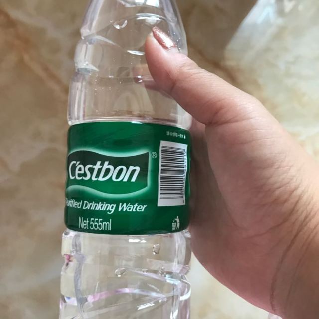 > 怡宝 纯净水 4.5l*4 箱装商品评价 > 喜欢好喝,服务好,一.