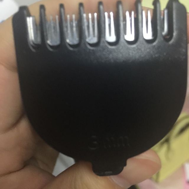飞科(flyco)电动理发器fc5806 全球电压 8小时充电 充电显示灯 电推