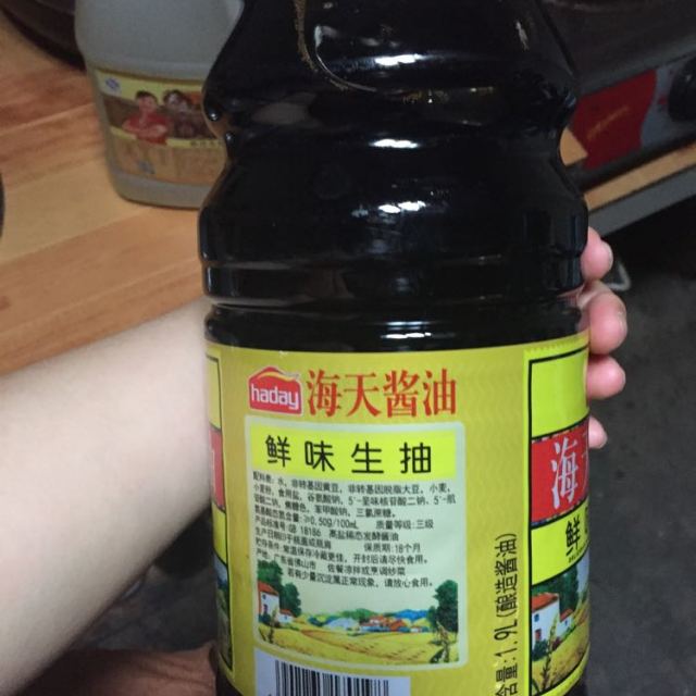 海天 鲜味生抽1.9 l 美味鲜酱油 炒菜拌菜