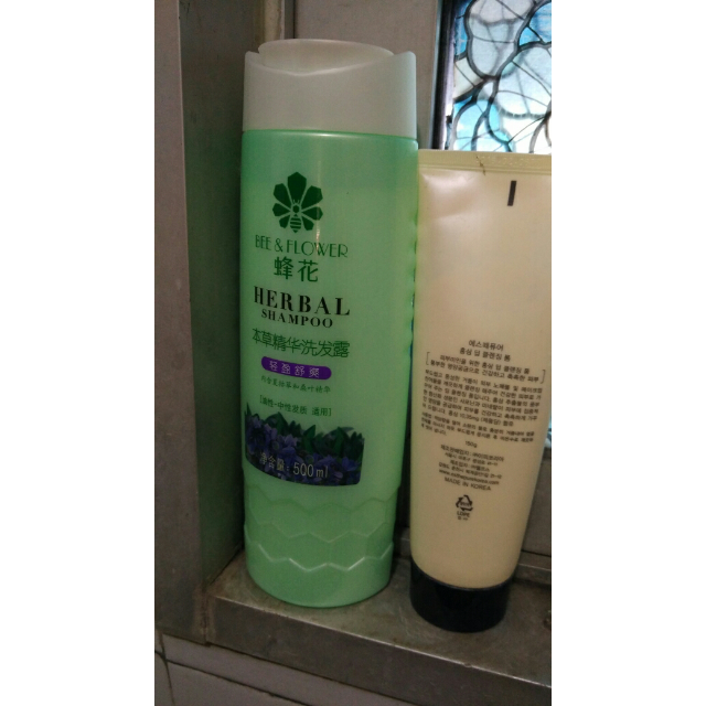蜂花本草精华洗发露500ml(轻盈舒爽)洗发水儿时的味道