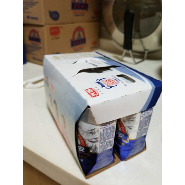 莫斯利安原味酸奶酸牛奶200g*6*4 盒装(常温)酸奶很划算,看着也是正品