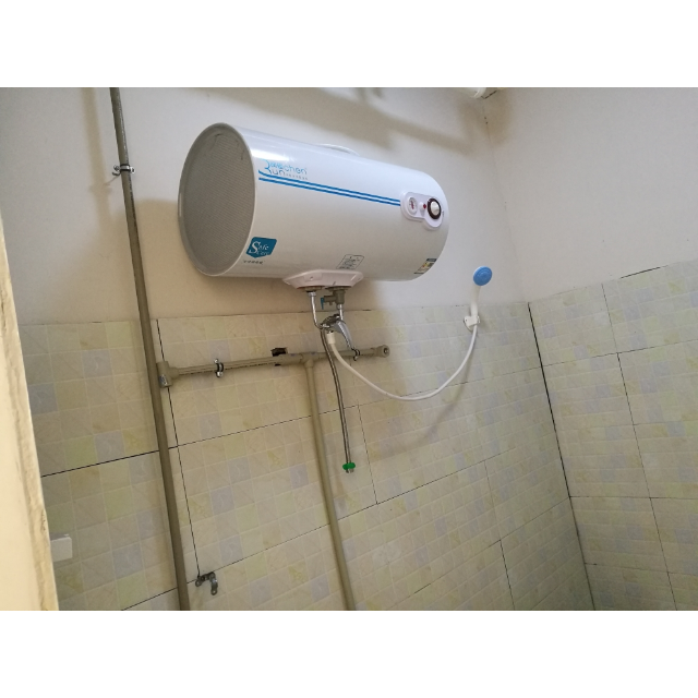> 润臣feh40z储水式恒温电热水器40l/升 洗澡淋浴 全国联保商品评价 >
