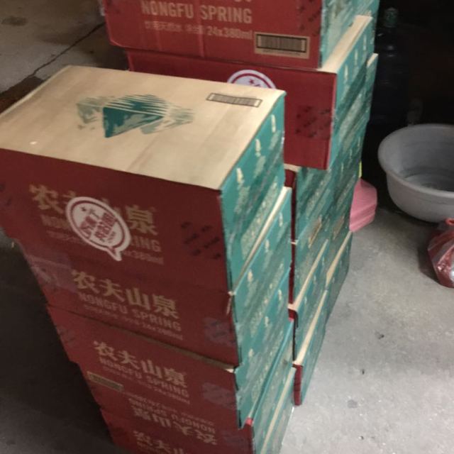 > 农夫山泉天然水380ml*24 整箱商品评价 > 经常来苏宁易购购物,.