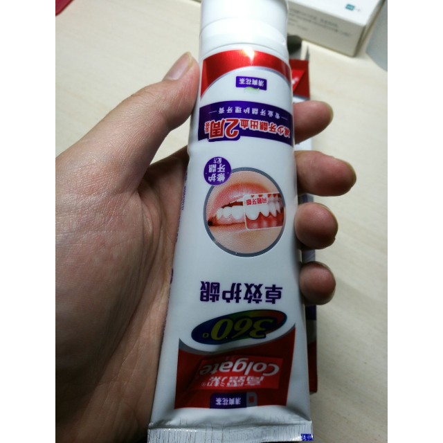 > 高露洁360卓效护龈牙膏140g商品评价 > 这个经常用,效果不错.