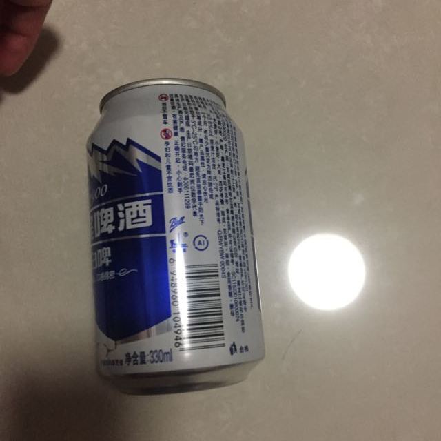 > harbin/哈尔滨啤酒 冰纯白啤330ml*24听商品评价 > 味道不错,有淡淡