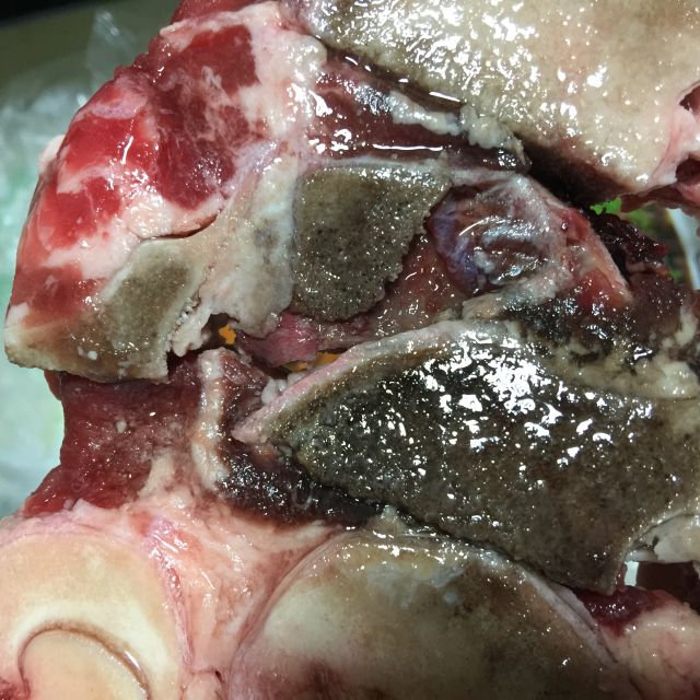 牛肉 精选肉类商品评价 > 差得要死,变质肉