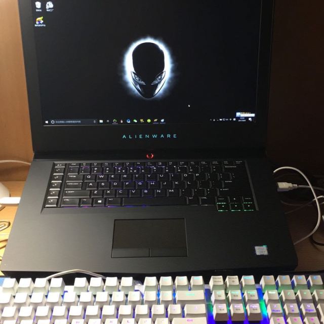 > 外星人(alienware)游戏笔记本alw15c-r2708s商品评价 > 买灯送电脑.