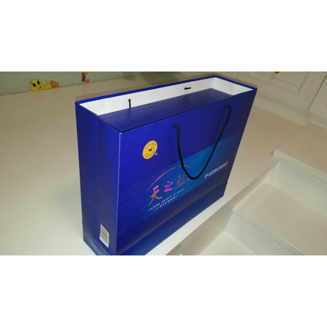 > 洋河天之蓝46度480ml*2瓶礼盒装商品评价 > 包装很好,礼盒装好大.