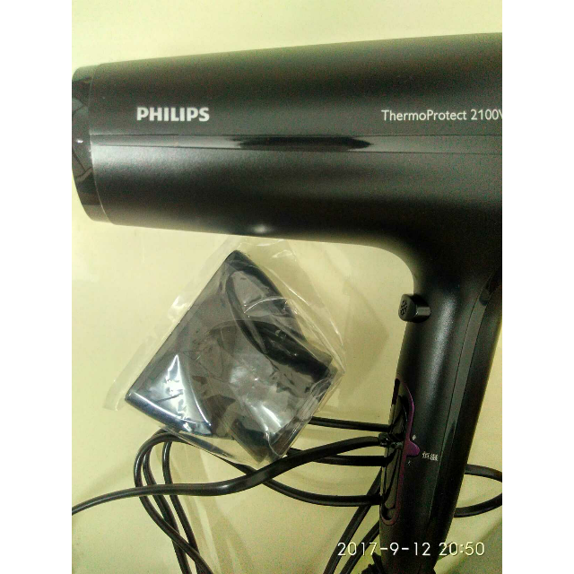 > 飞利浦(philips) 电吹风hp8230商品评价 > 物流挺快的服务真好,.