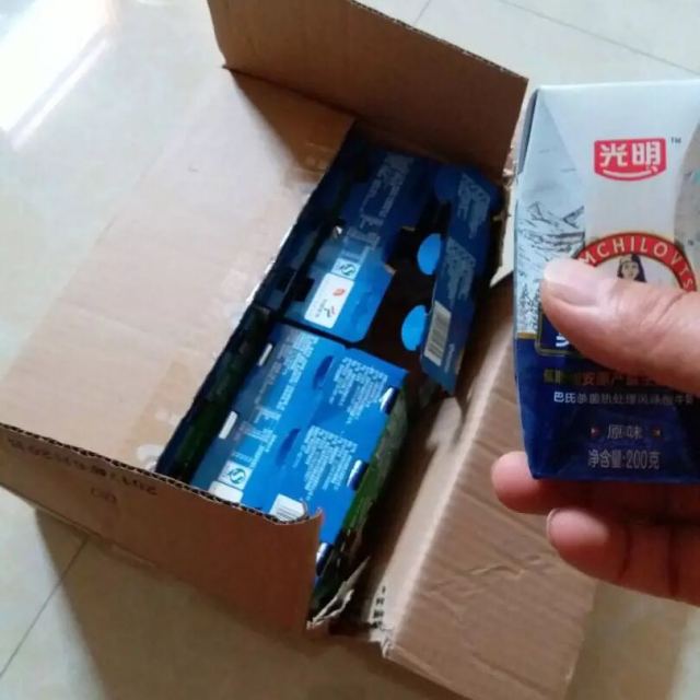 光明莫斯利安原味酸奶酸牛奶200g*6*4 盒装(常温)商品评价 不错