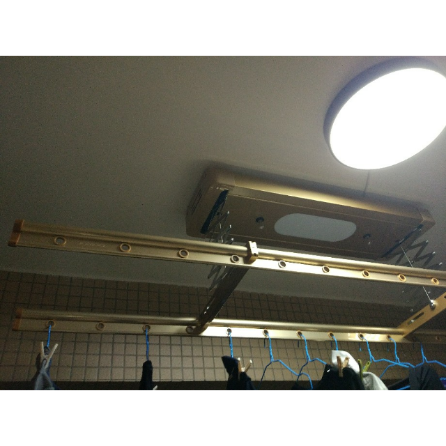 九牧多功能智能电控升降晾衣架紫外线杀菌led照明la015电动晾衣架金色