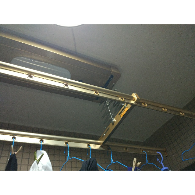 九牧多功能智能电控升降晾衣架紫外线杀菌led照明la015电动晾衣架金色