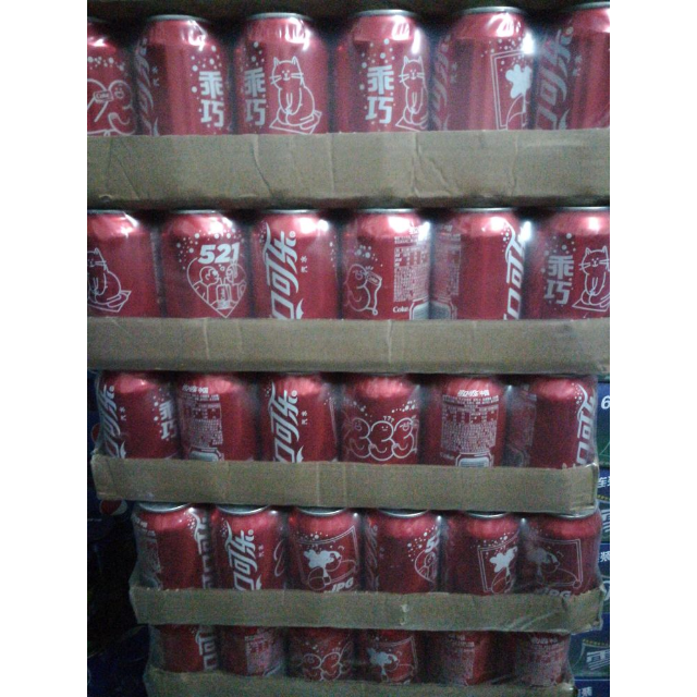 > 可口可乐汽水 330ml*24罐 整箱装商品评价 > 不错的可乐,价格便宜.