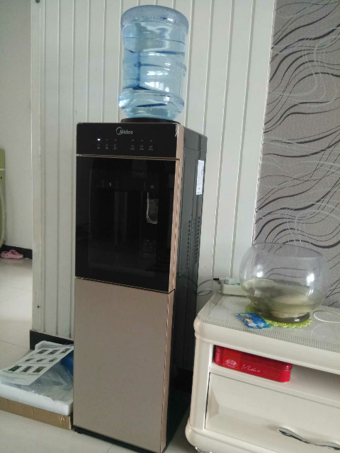 美的(midea)立式饮水机myr827s-w柜式家用双门温热型饮水机 童锁键