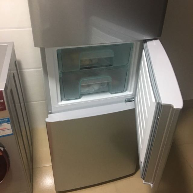 > 海尔(haier)bcd-205stph 205升三门冰箱 中门宽幅变温 家用商品评价