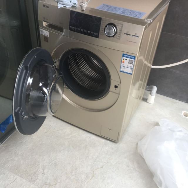 海尔(haier)xqg100-hbdx14756gu1 10公斤直驱变频洗烘一体机(香槟金)