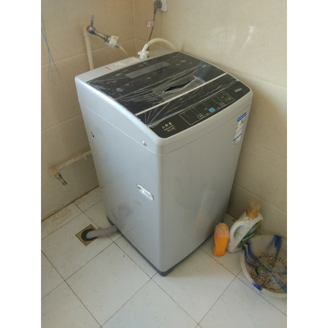 海尔(haier)xqb70-m12699x 新品上市7公斤全自动波轮洗衣机(月光灰)