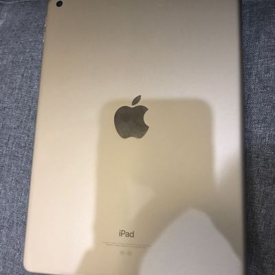 Apple iPad MPGW2CH\/A 9.7英寸 平板电脑(12